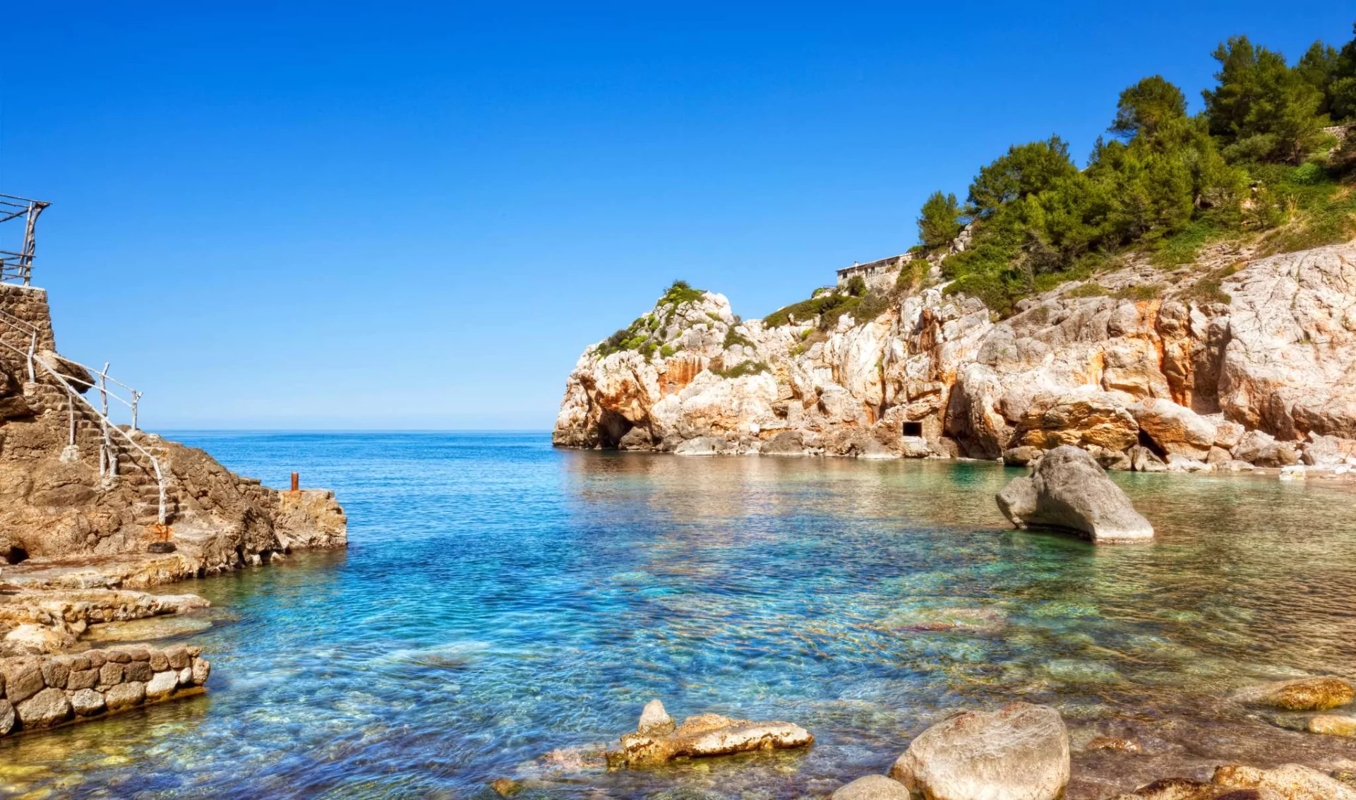 Cala de Mallorca, uno de los destinos de Bakour hotels